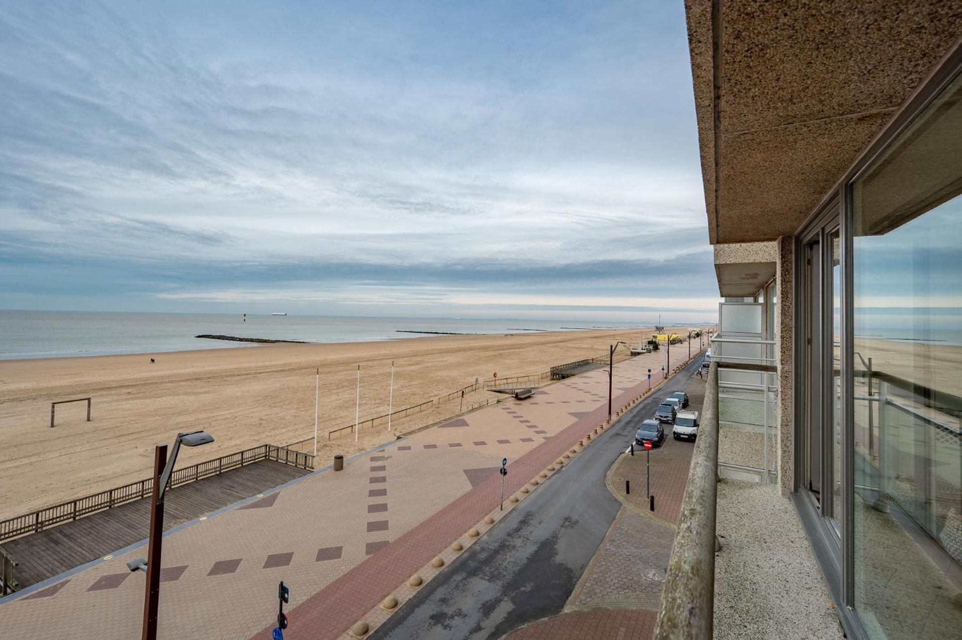 Appartementen Op De Zeedijk In Knokke Op De 3E En 4E Verdieping Van Logie Marie Exterior foto